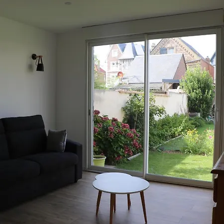 Jolie Maison En Bord De A Pourville