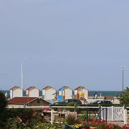 Jolie Maison En Bord De A Pourville Holiday home